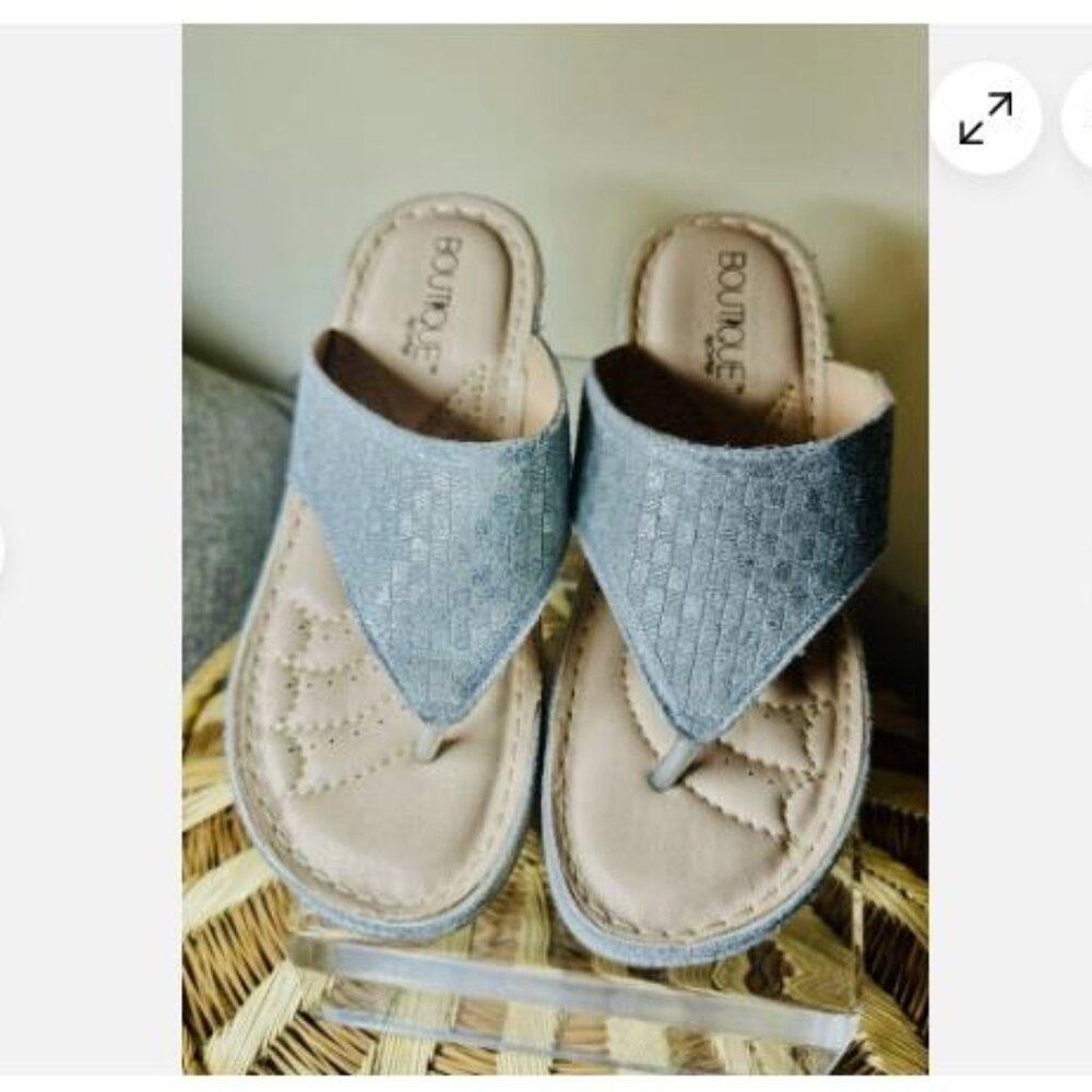 Corky Boutique Vegan Thong Sandals Women's Size US 8 Silver Metallic